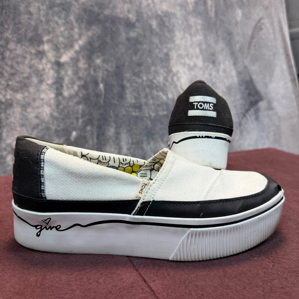 Toms Alpargata Cupsole Platform Womens White Black Slip On Size 7 Casual